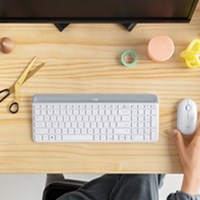 LOGITECH Bežična tipkov. s mišem MK470