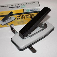 WARRIOR Bušilica za ID kartice