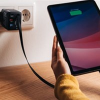 VERBATIM GaN zidni punjač od 65 W izvlačni s 3 priključka