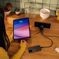 VERBATIM GaN zidni punjač od 65 W izvlačni s 3 priključka