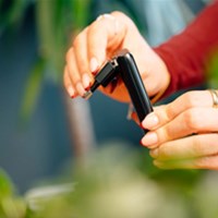 VERBATIM GaN zidni punjač od 65 W preklopni s 2 priključka