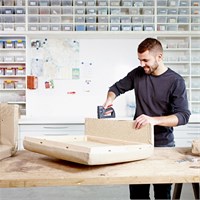 NOVUS J-13 tapetarska klamerica