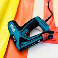 NOVUS J-151 tapetarska električna klamerica