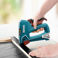 NOVUS J-51 tapetarska klamerica u kovčegu