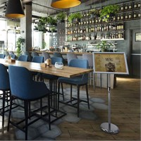 DURABLE Podni infostand s aluminijskim okvirom