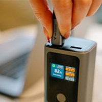 VERBATIM Power Bank Charge 'n' Go 27000mAh